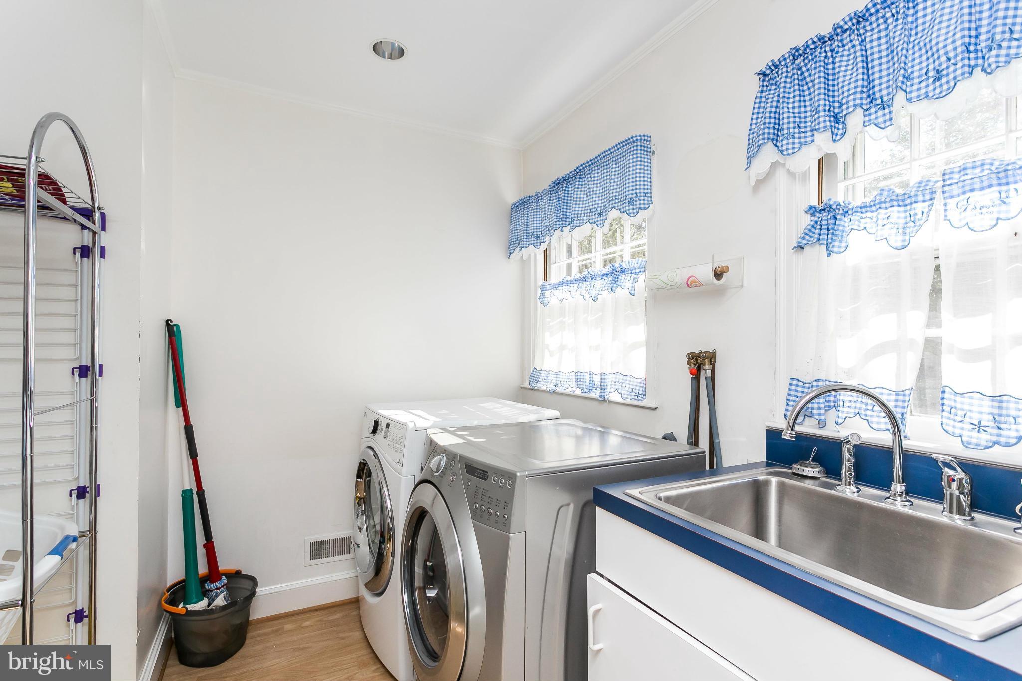 RUXTON - Residential