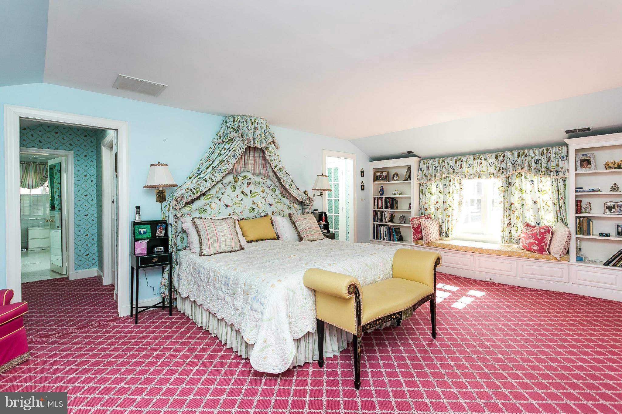 RUXTON - Residential