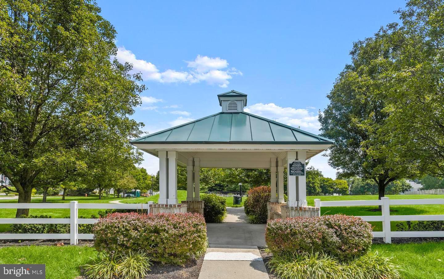 BCKGHM CND@OWGS MS NW TN - Residential Lease