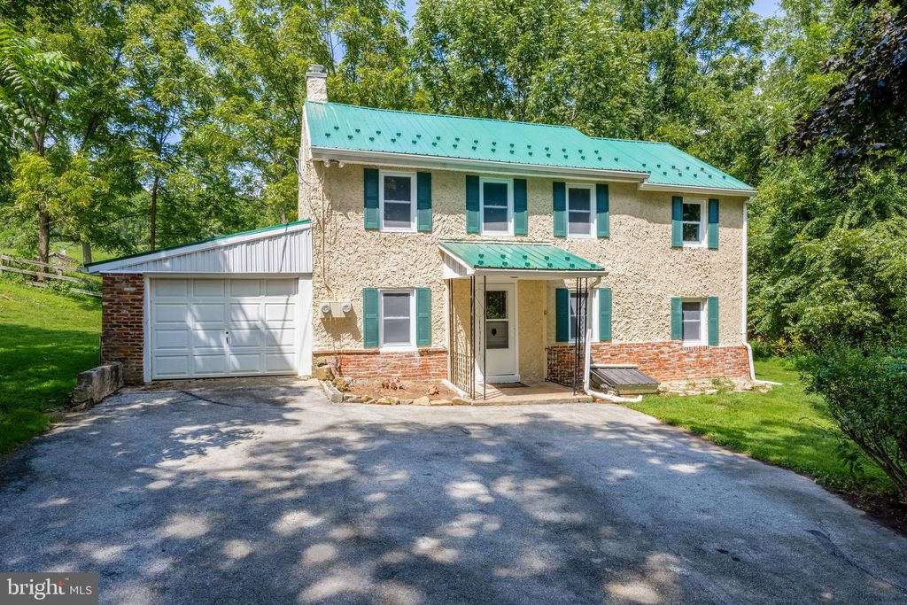 Photo of 1611 Shadyside Road, WEST CHESTER, PA 19380 (MLS # PACT2114622)