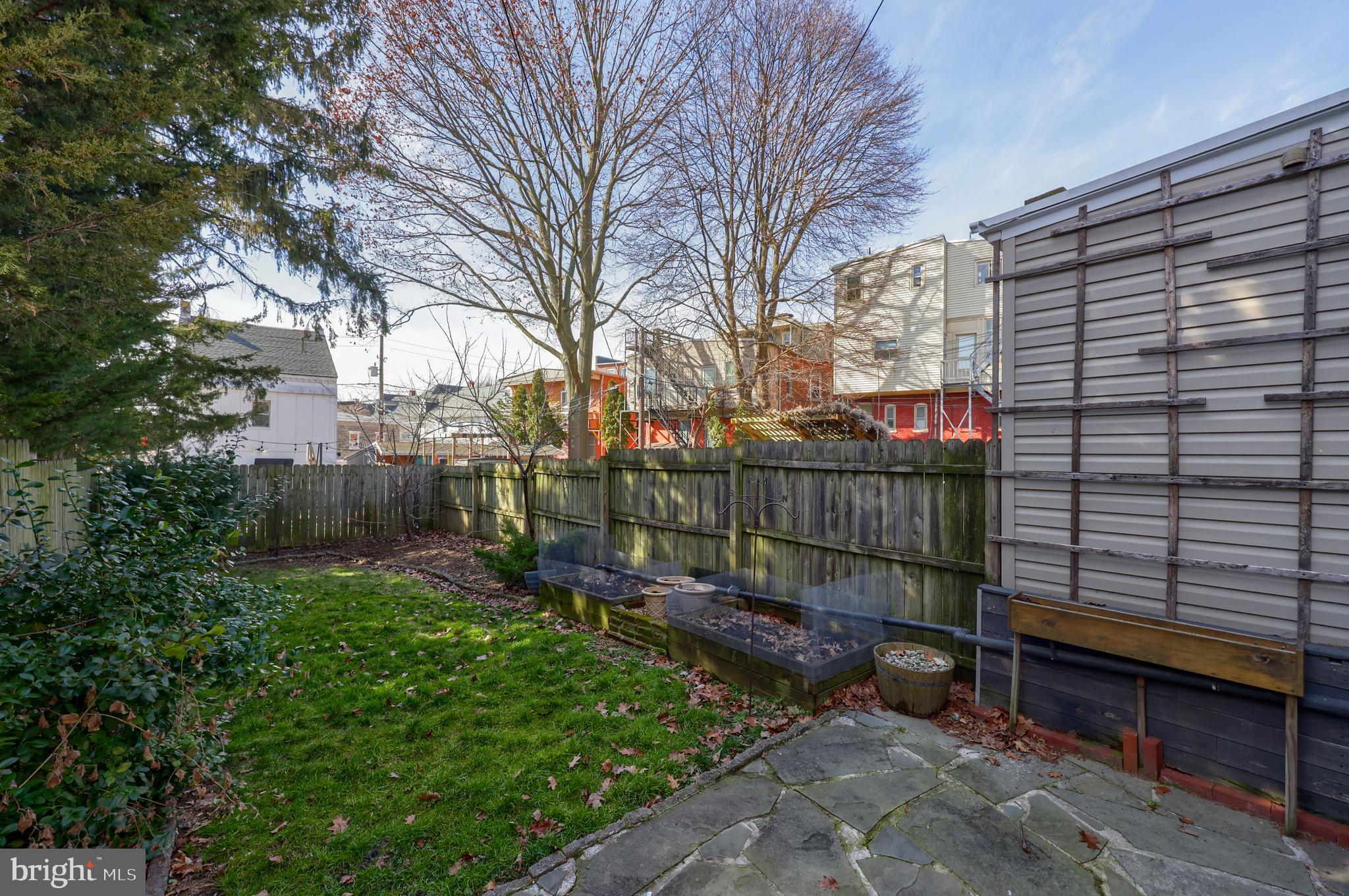 CHESTNUT HILL - Residential Lease