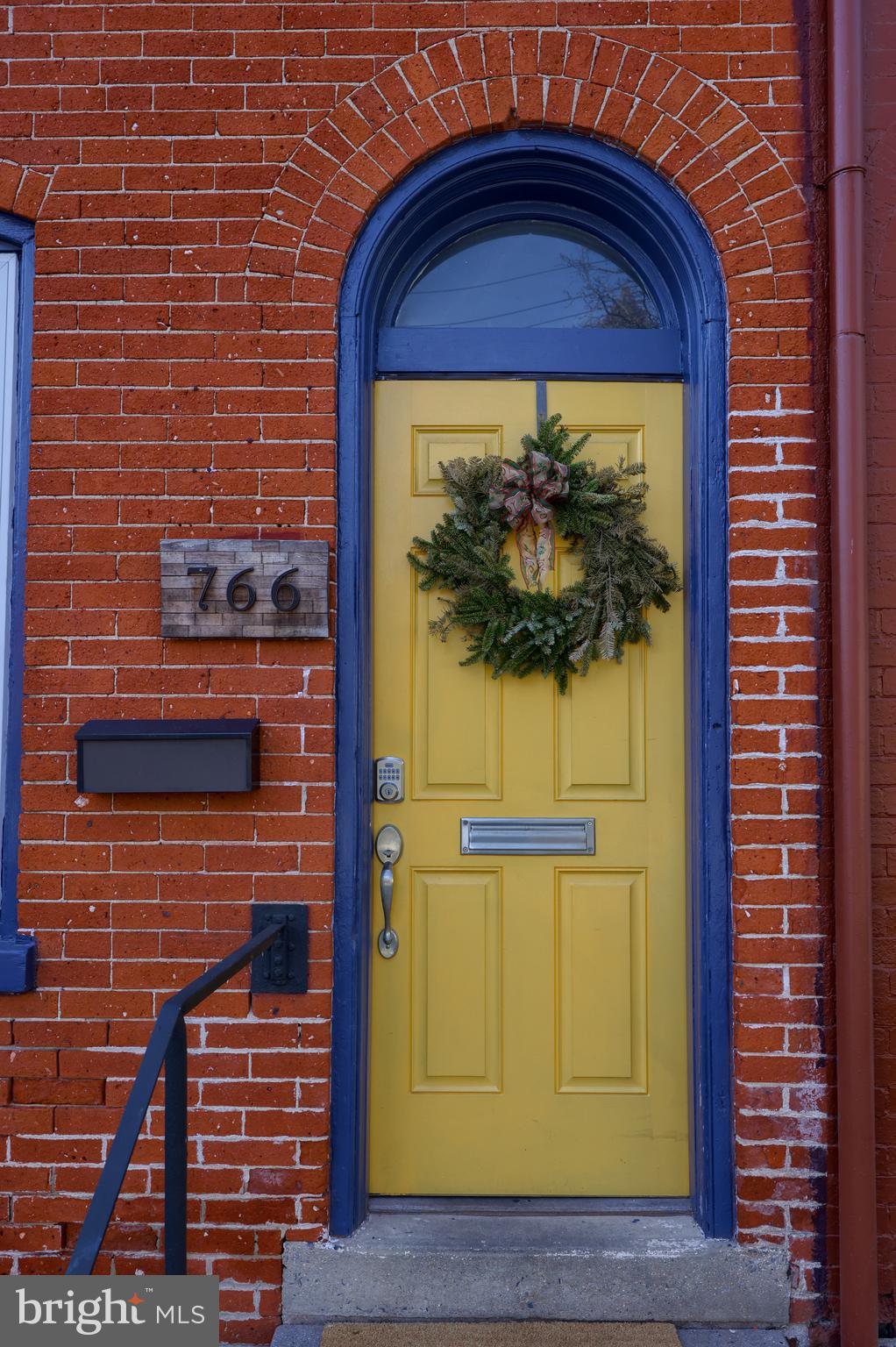 CHESTNUT HILL - Residential Lease