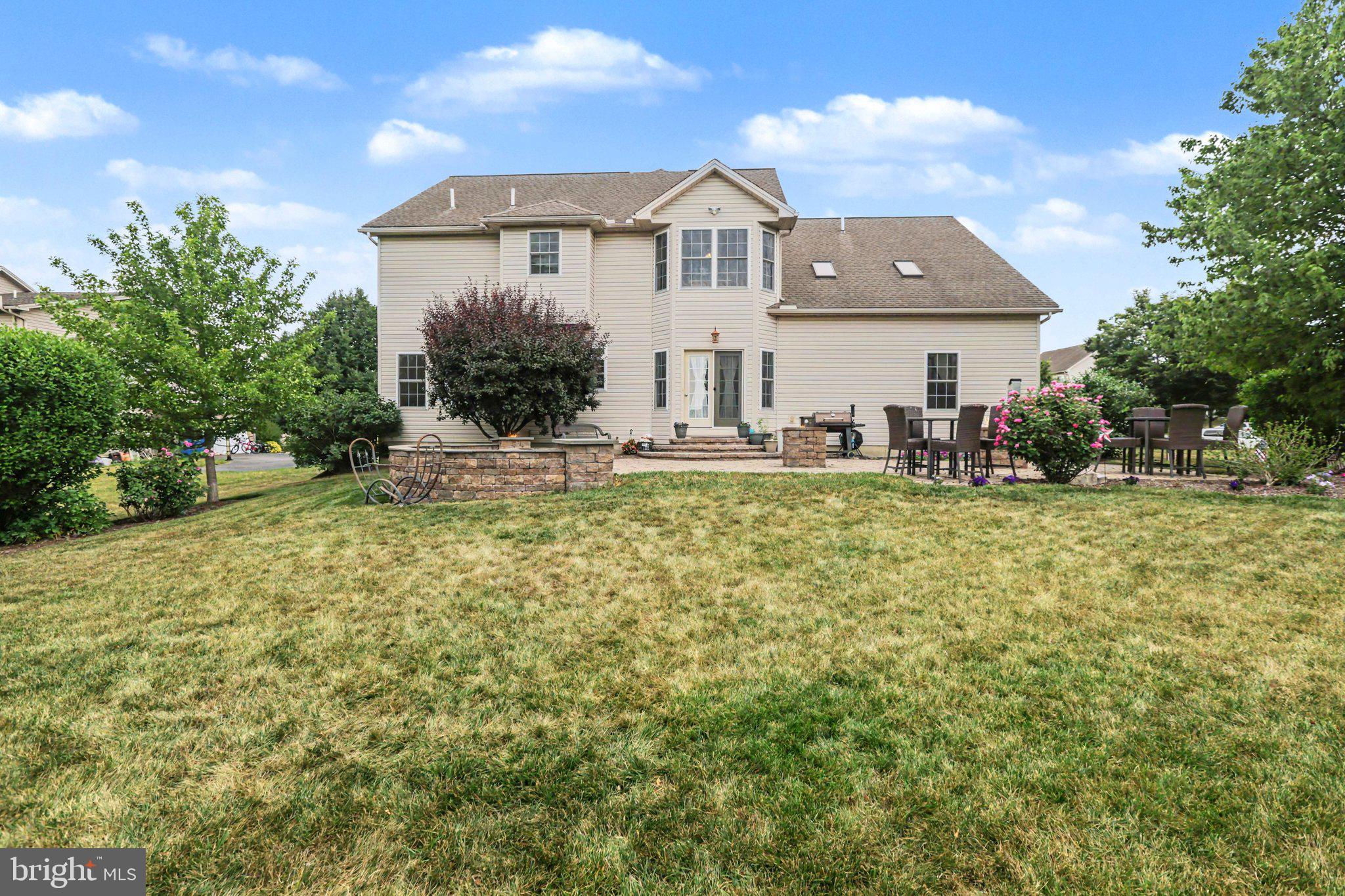 7329 COBBLE STONE DRIVE