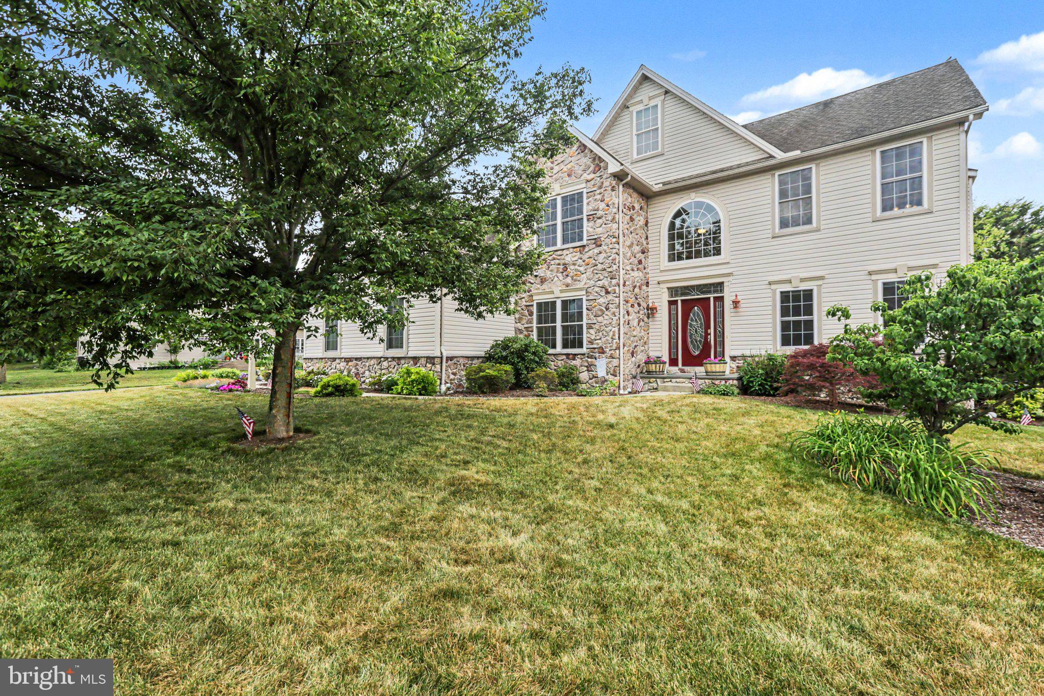 7329 COBBLE STONE DRIVE
