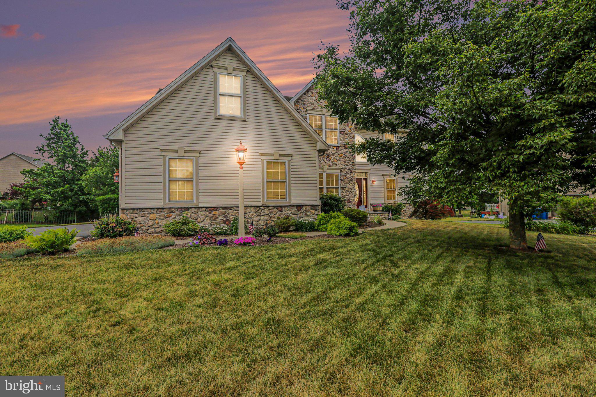 7329 COBBLE STONE DRIVE