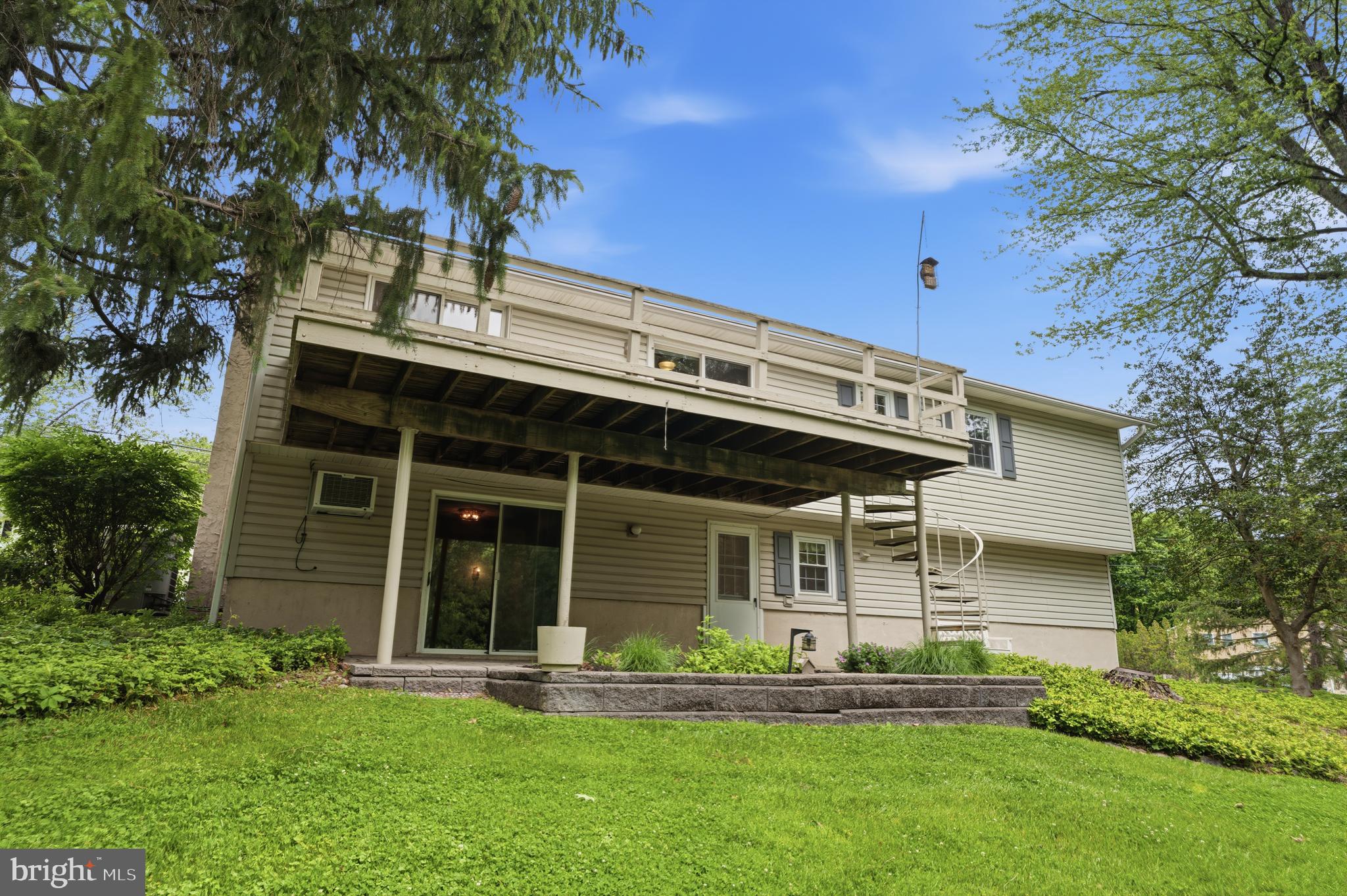 GRAVEL HILL FARM - Residential