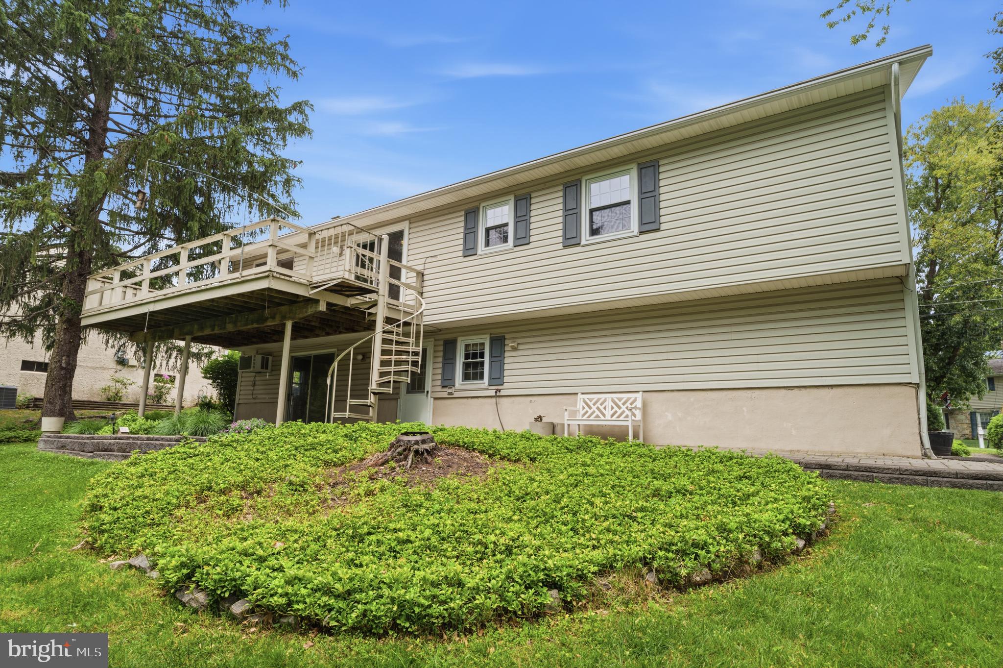 GRAVEL HILL FARM - Residential