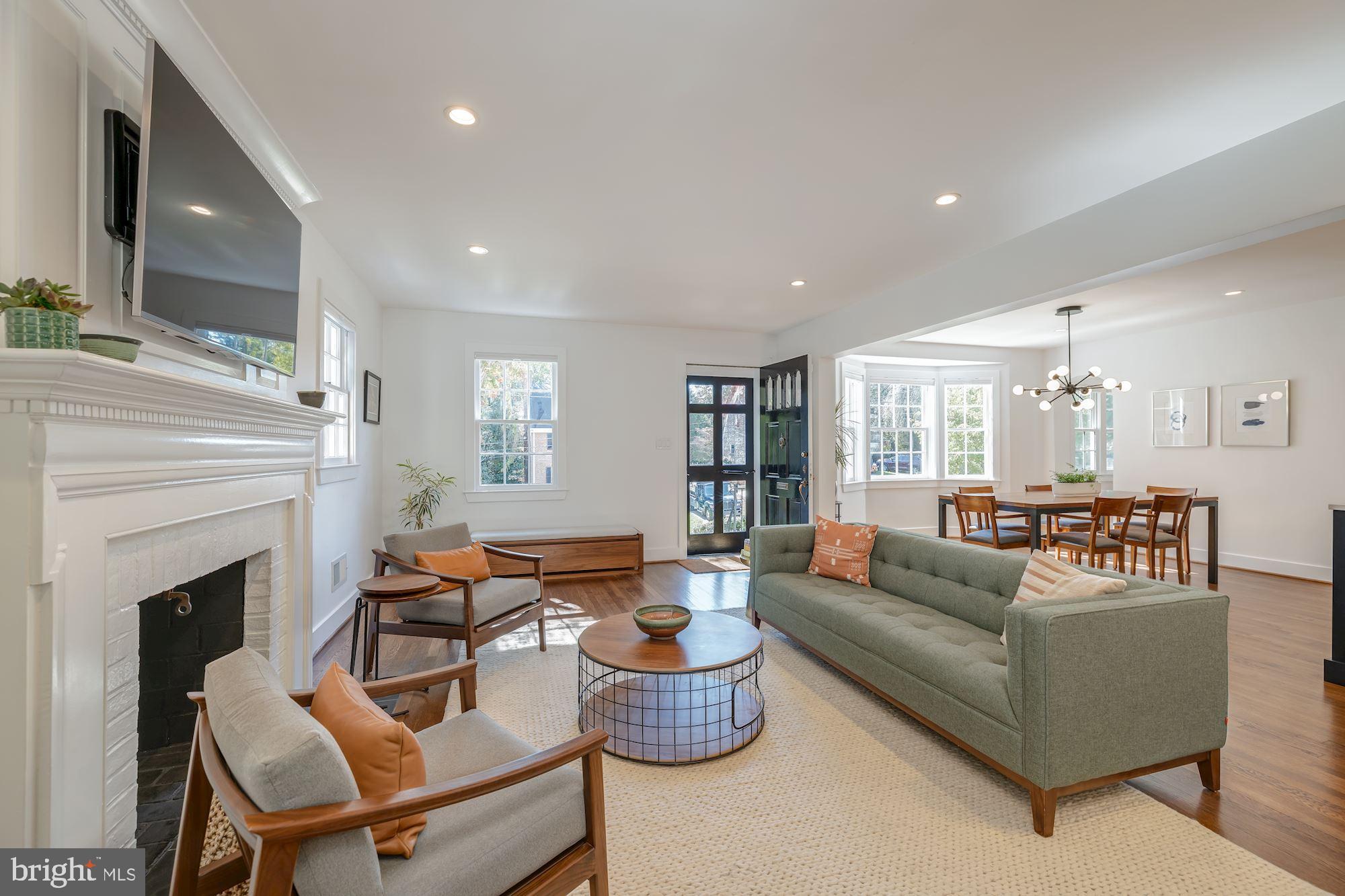 CHEVY CHASE - Residential