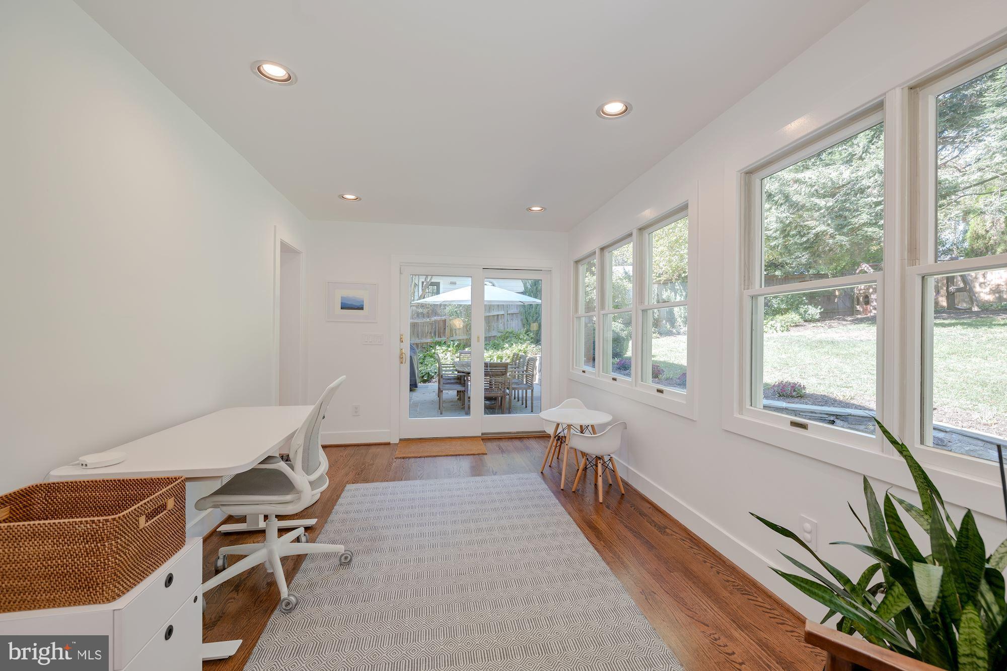 CHEVY CHASE - Residential