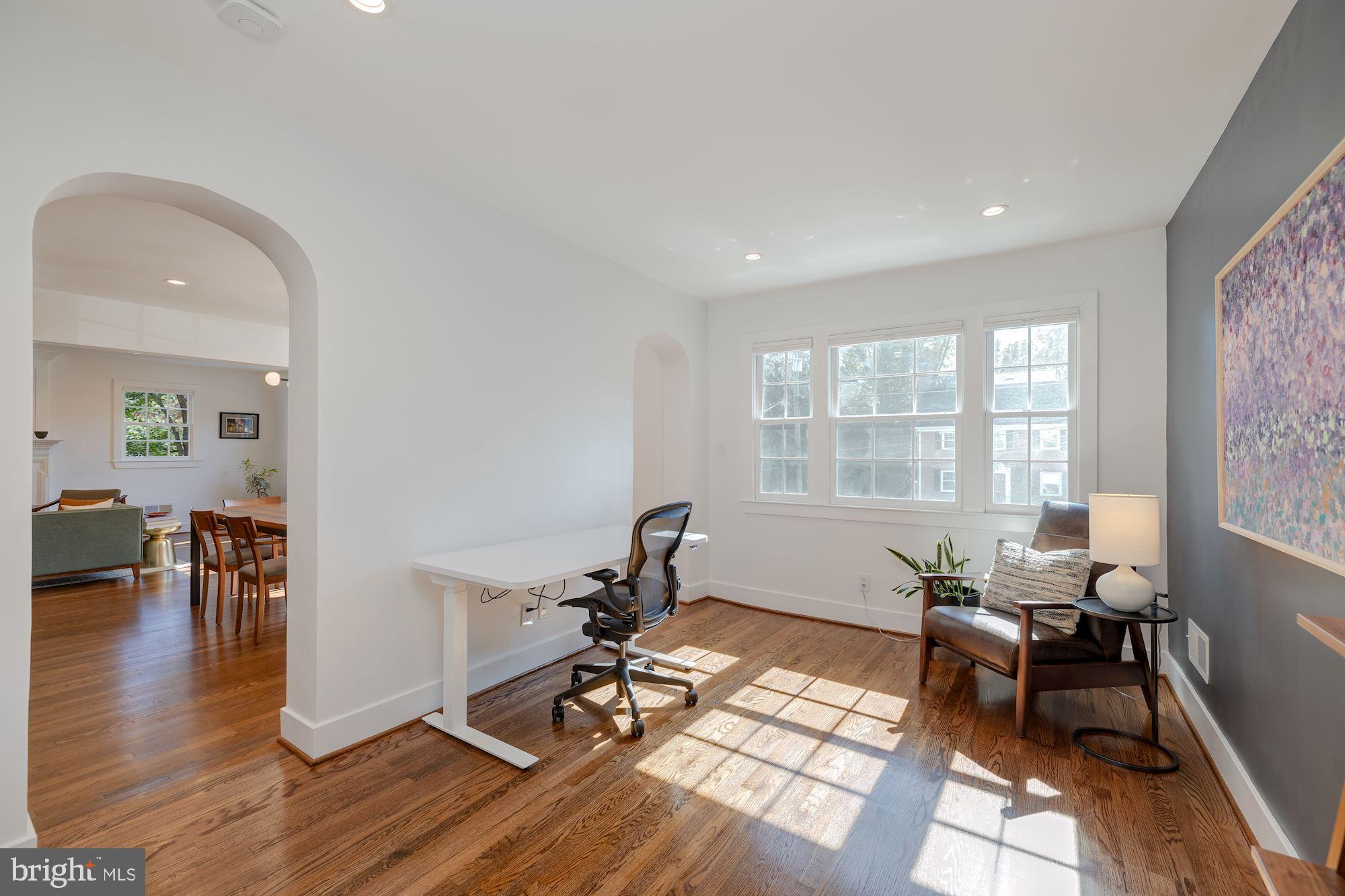 CHEVY CHASE - Residential