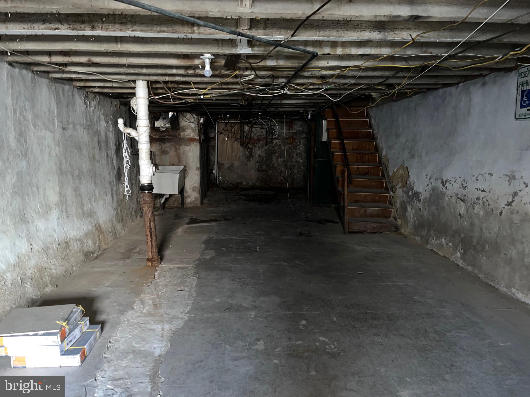 ALLEGHENY WEST - Residential