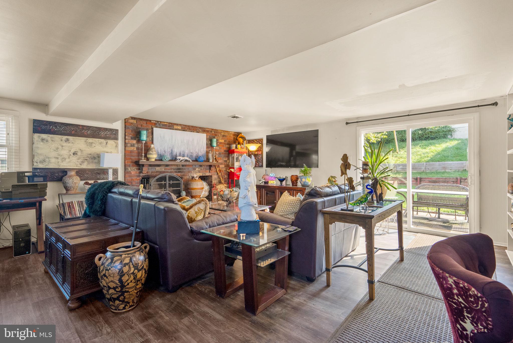 POINTER RIDGE AT COLLINGTON - Residential