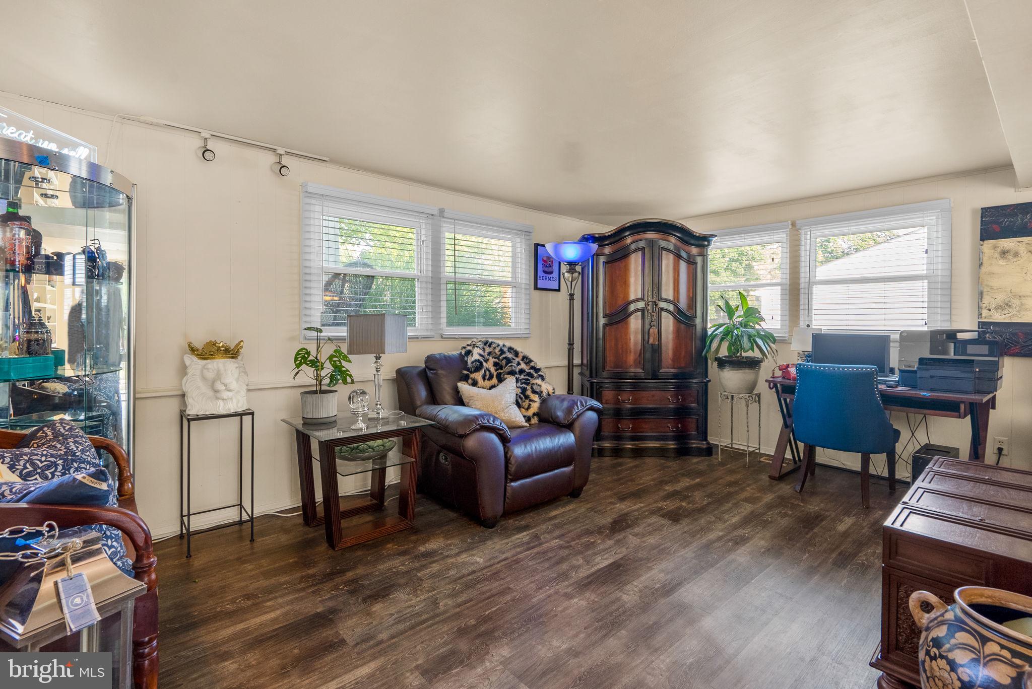 POINTER RIDGE AT COLLINGTON - Residential