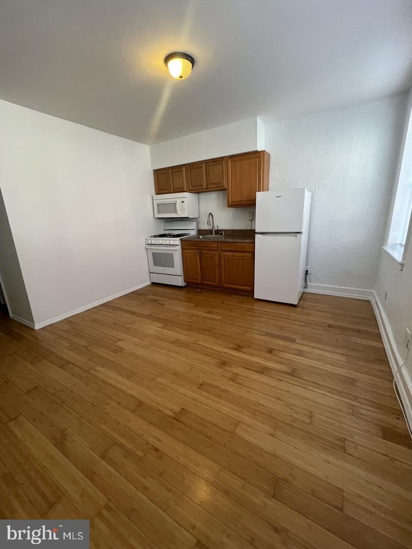 3838 HAVERFORD AVENUE 1