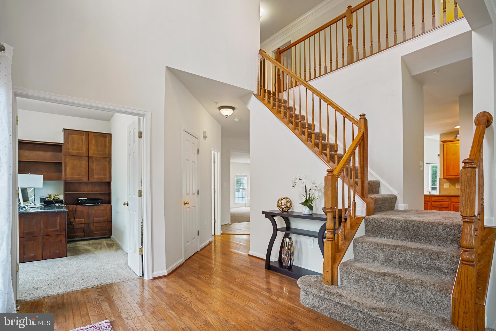 LAUREL - Residential