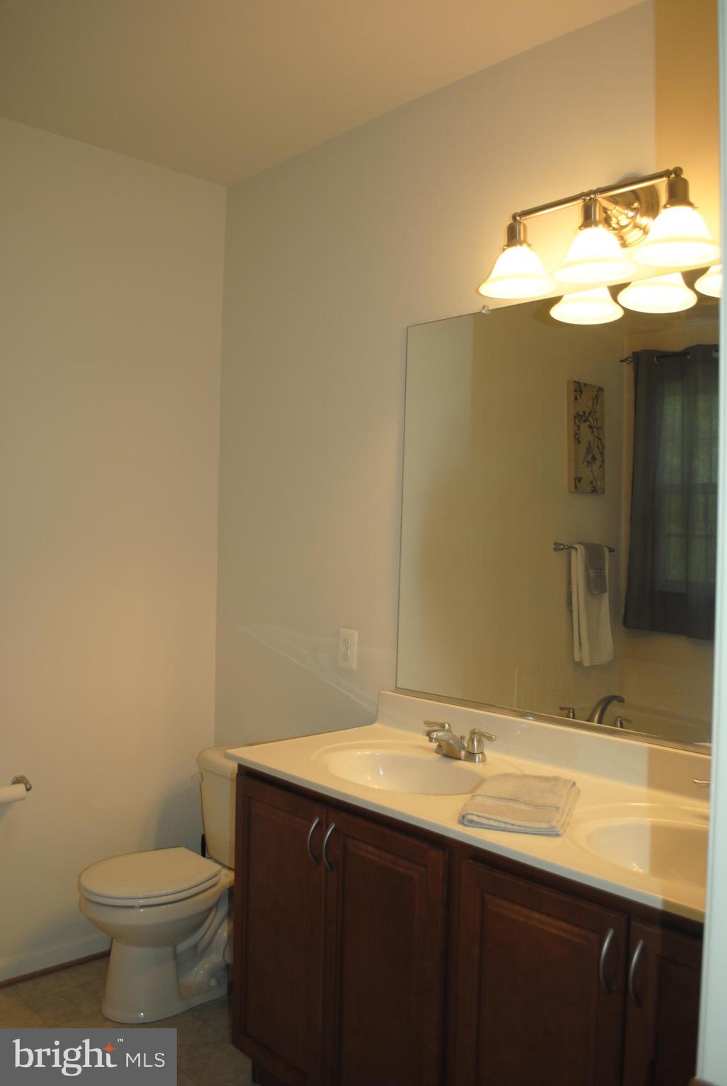 SAINT CLEMENTS WOODS - Residential Lease