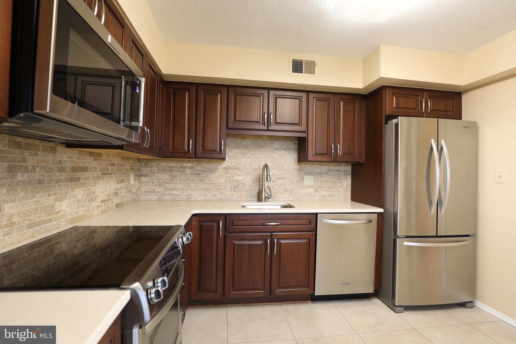 3330 N LEISURE WORLD BOULEVARD 5-705