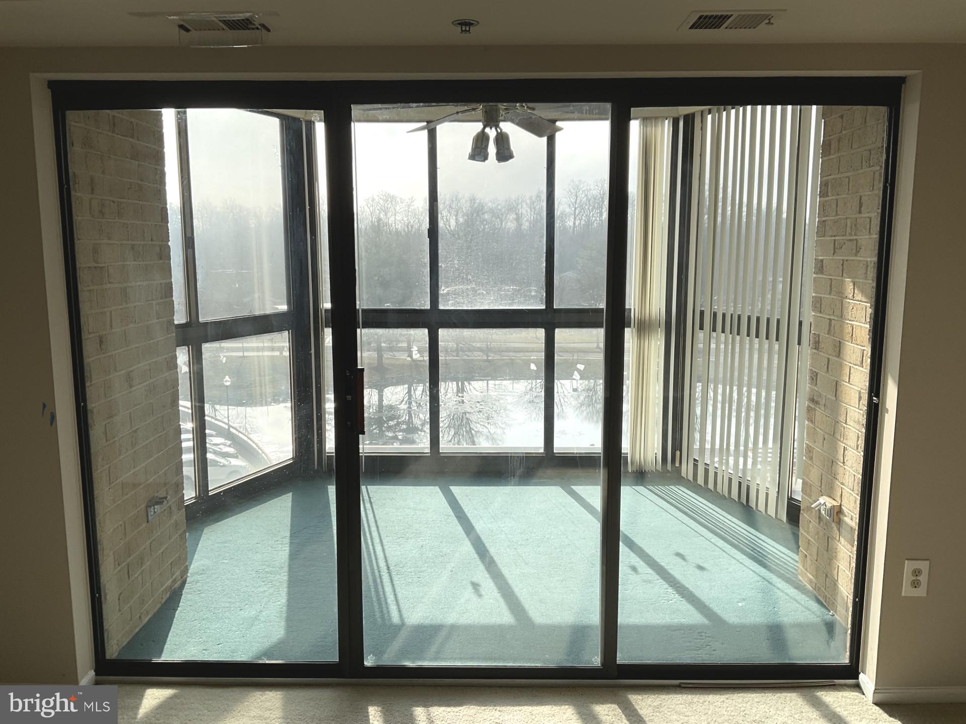 LEISURE WORLD - Residential