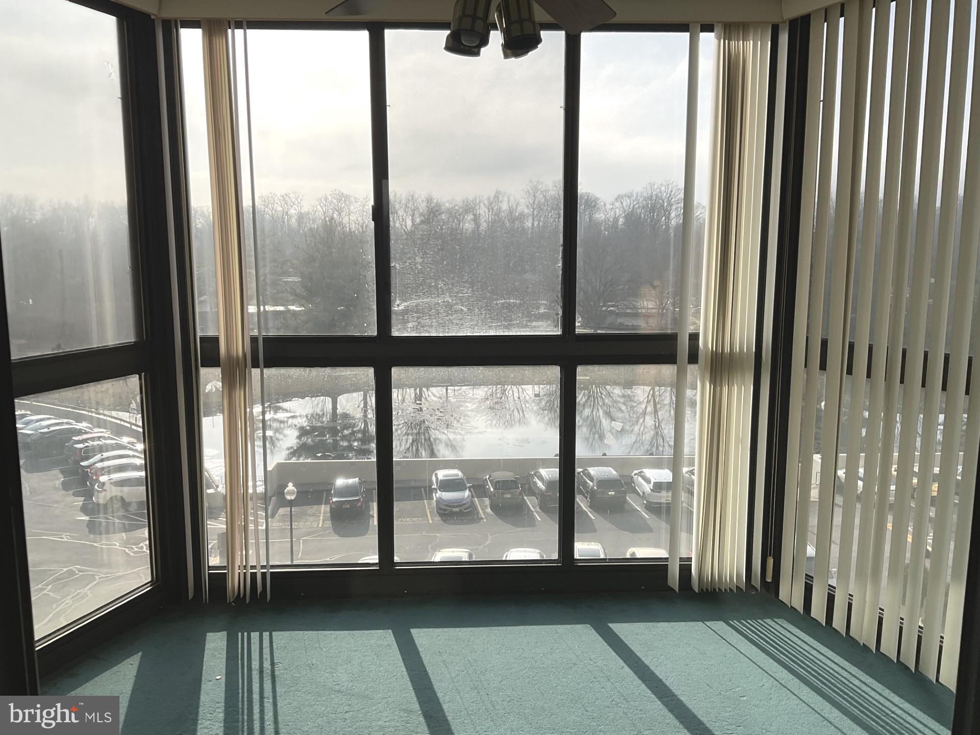 LEISURE WORLD - Residential