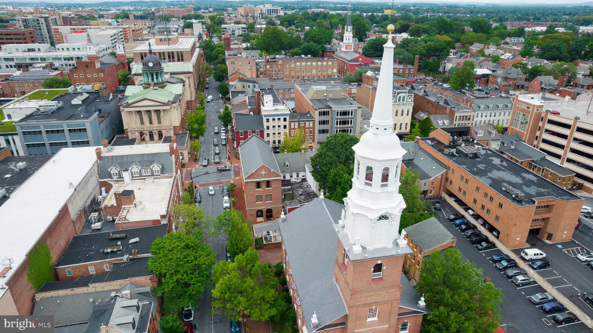 LANCASTER - Commercial Sale