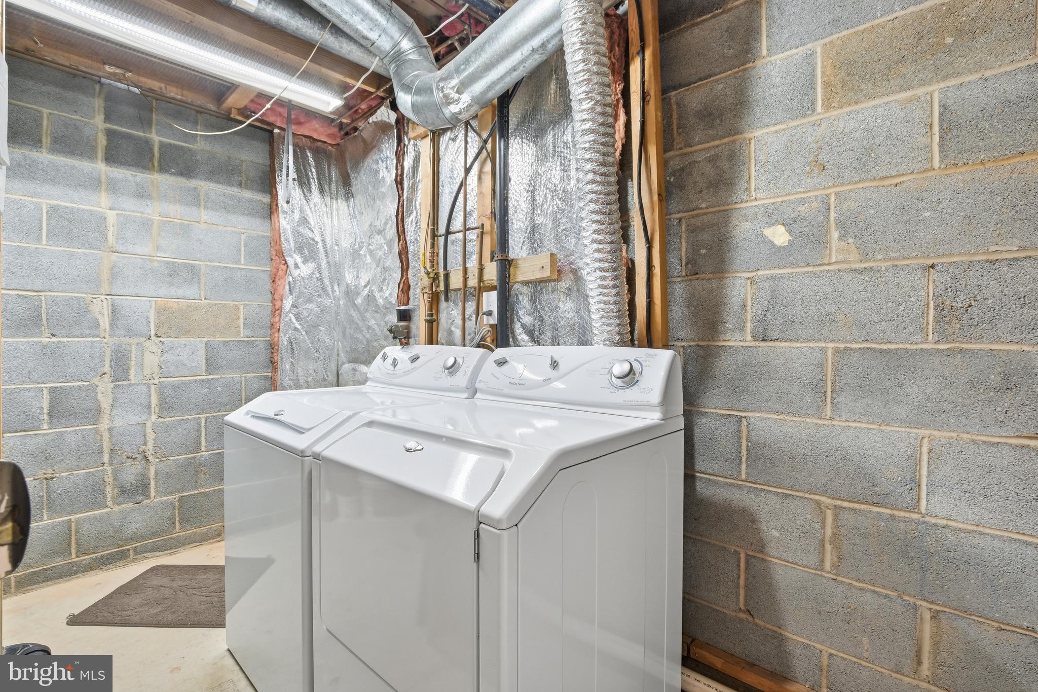 GUNNERS LAKE VILLAGE - Residential