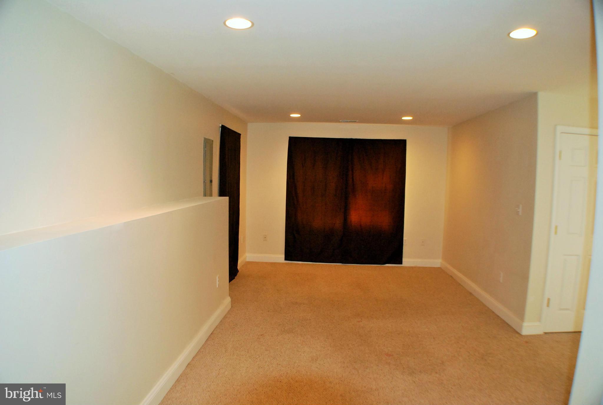 SHAWNEELAND - Residential