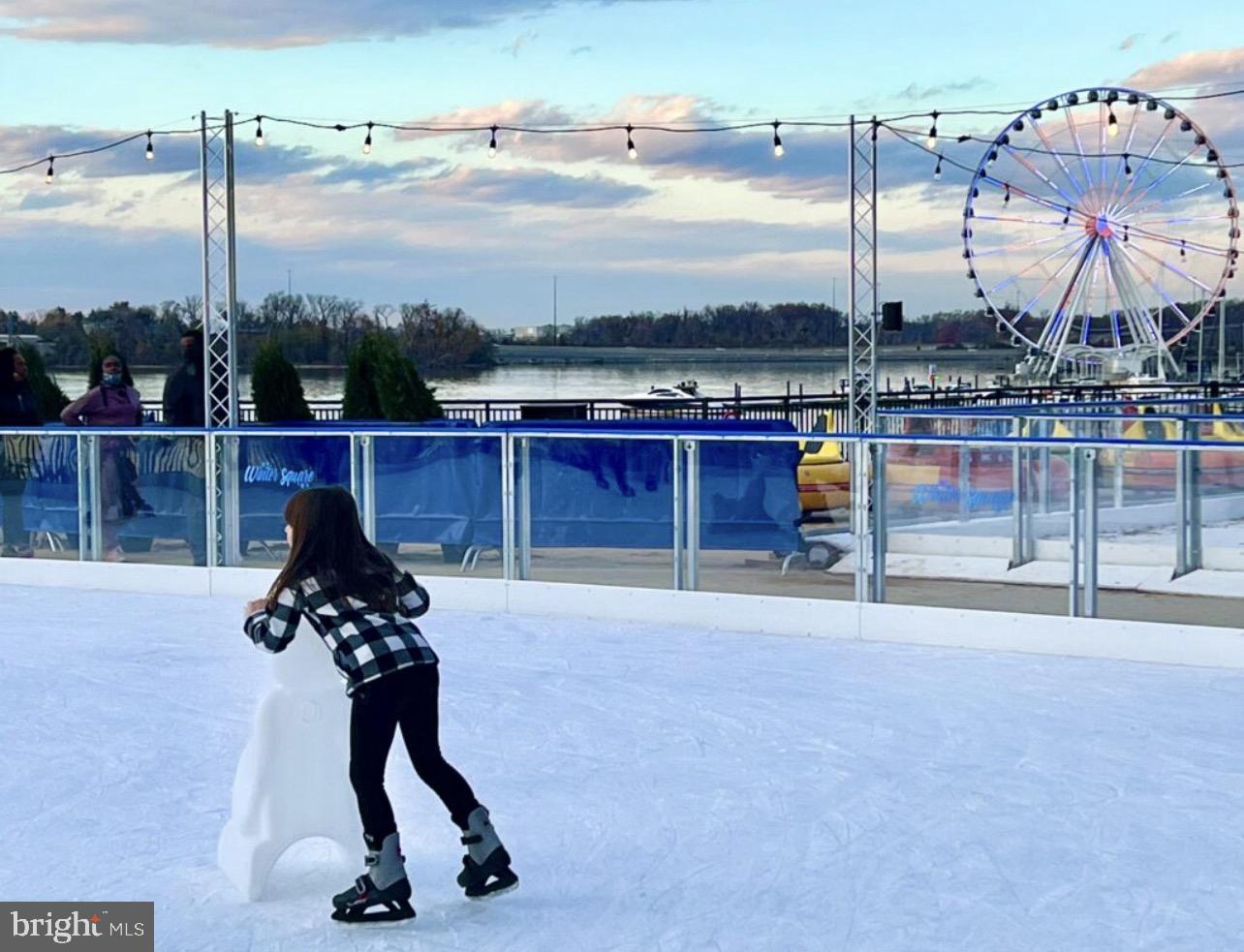 POTOMAC OVERLOOK AT NATIONAL HARBOR - Residential