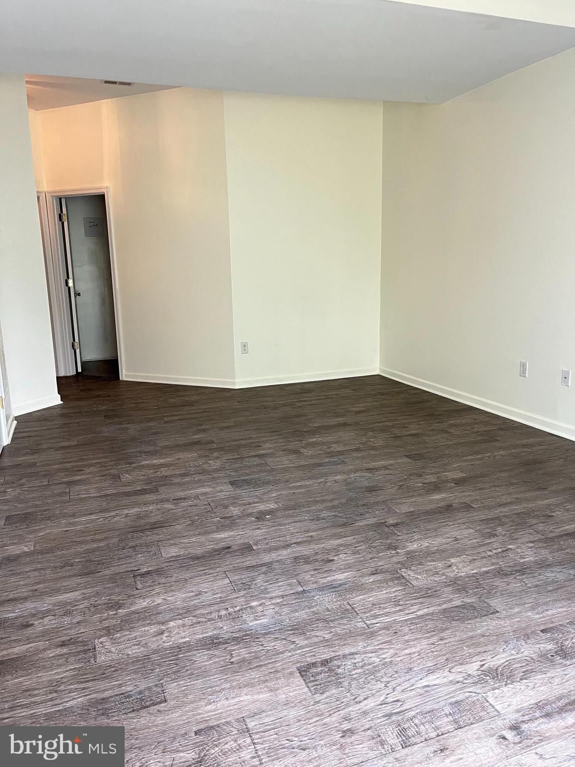 STONEBROOK VILLAGE - Residential Lease