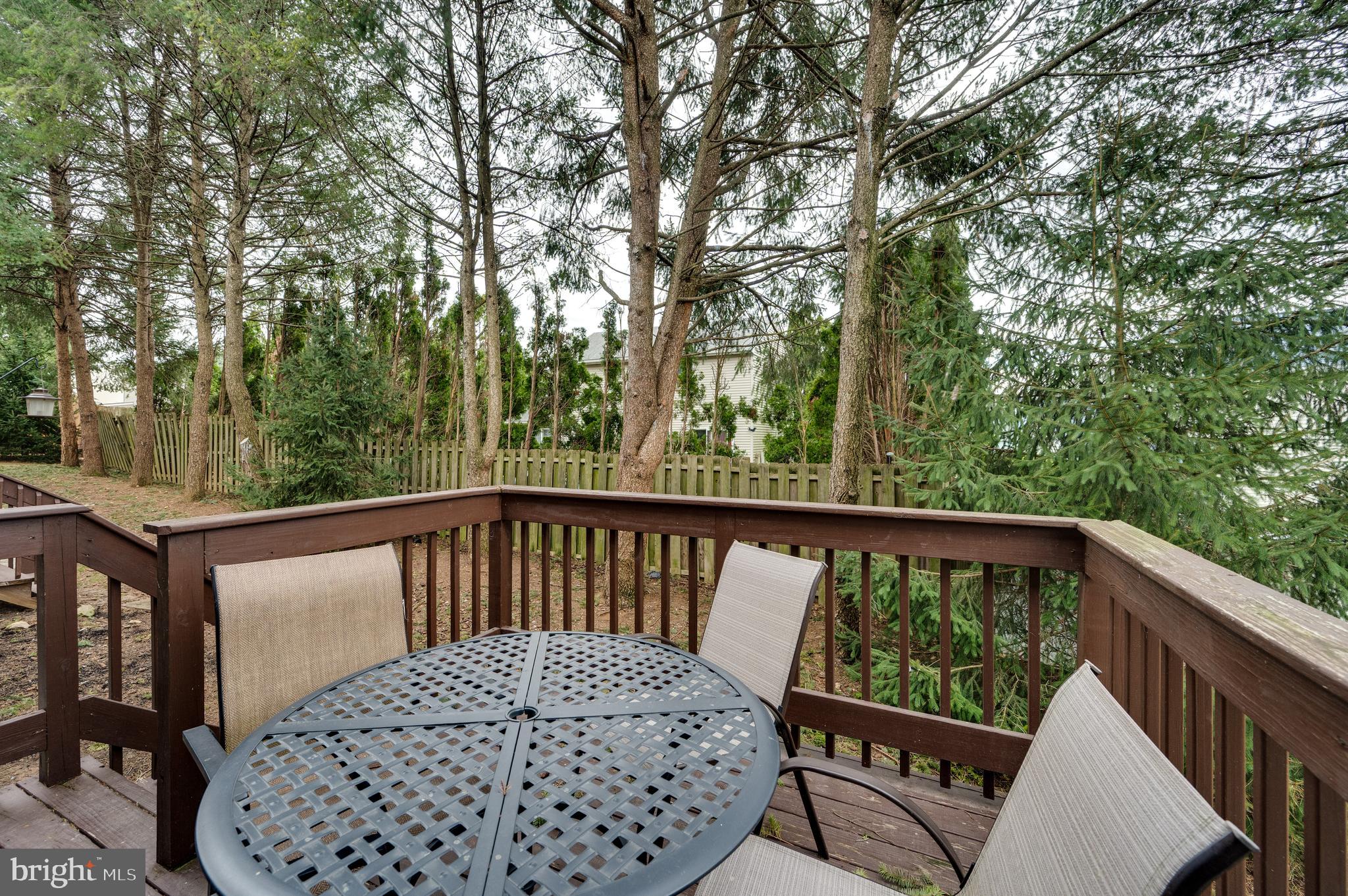 HEATHER KNOLL - Residential