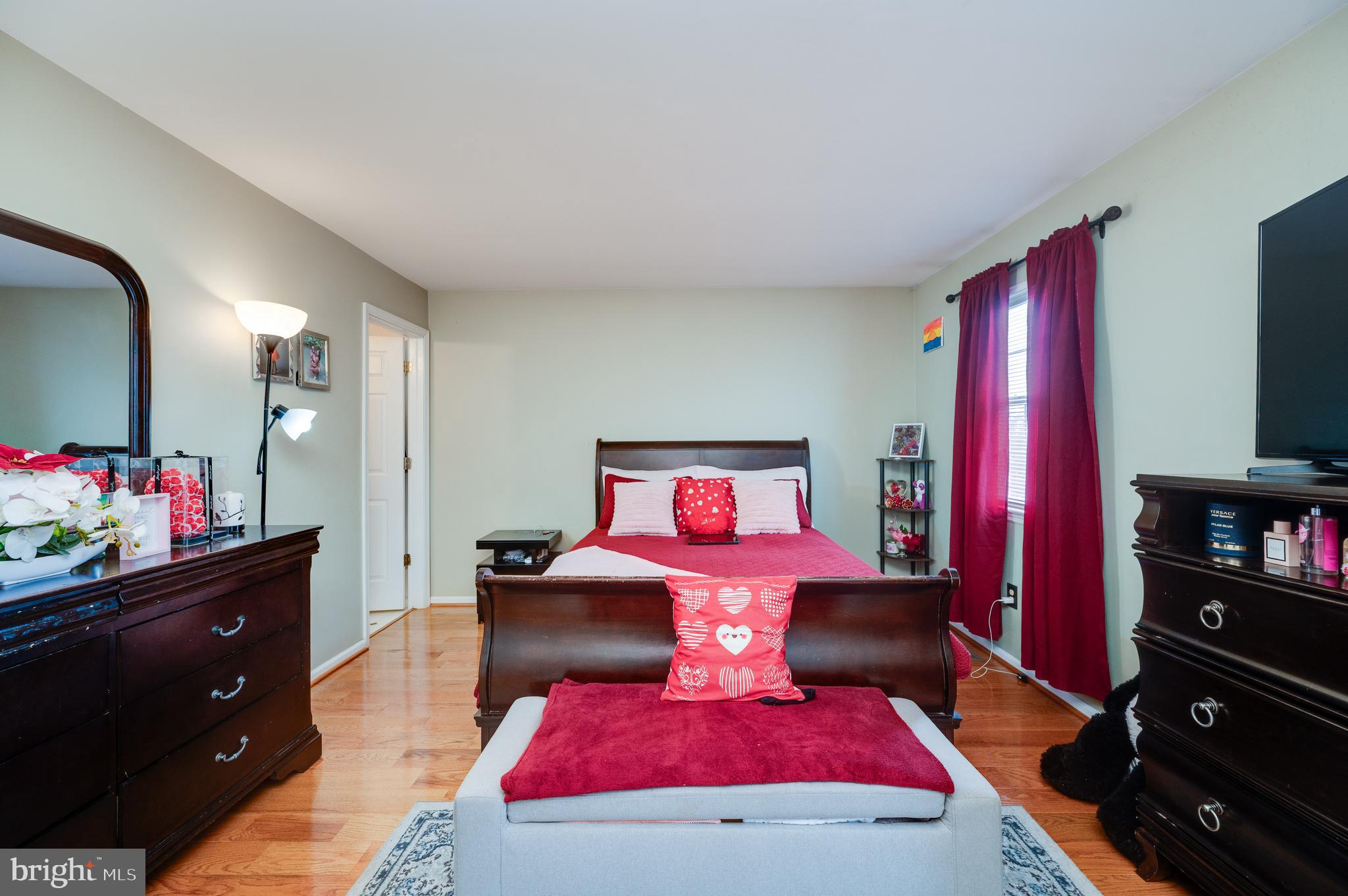 HEATHER KNOLL - Residential