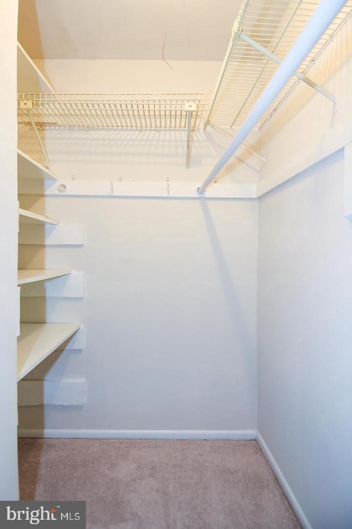 WOODBURN VILLAGE - Residential Lease