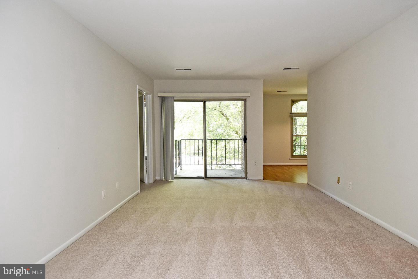 WOODBURN VILLAGE - Residential Lease