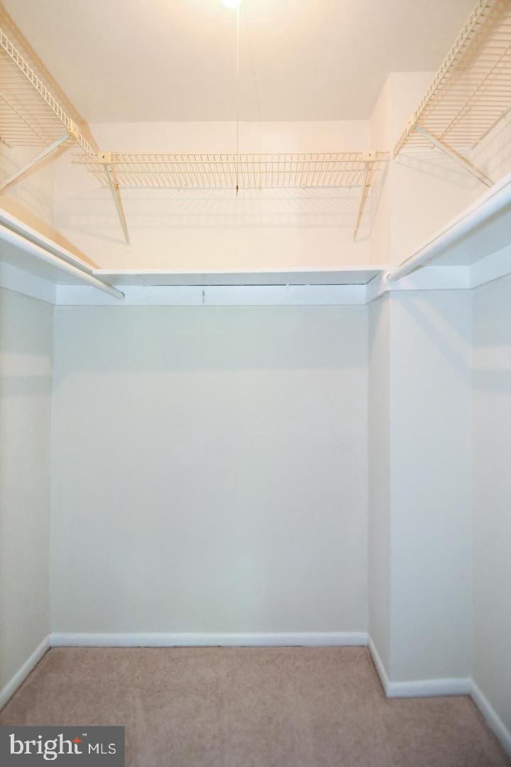 WOODBURN VILLAGE - Residential Lease