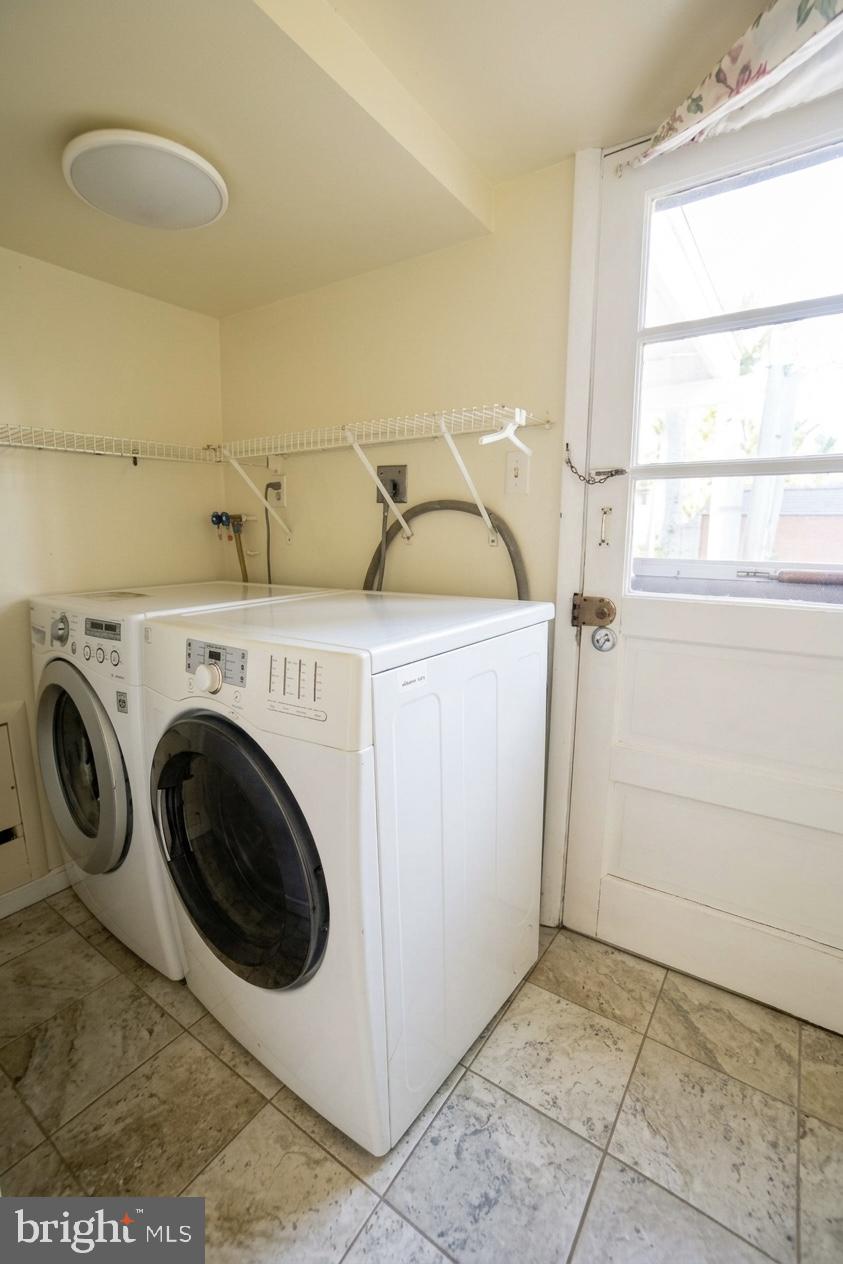 BEL PRE WOODS - Residential