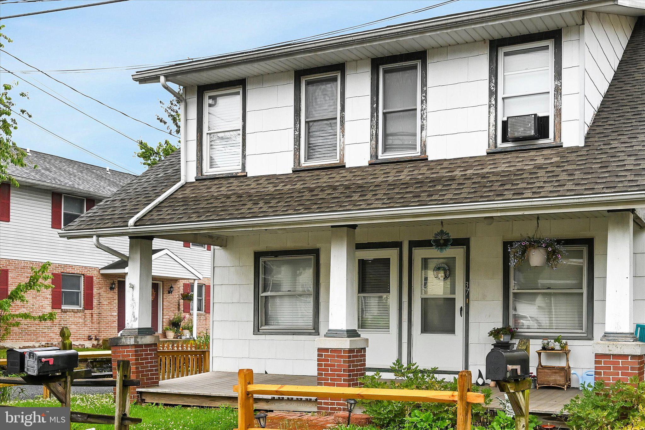37 MECHANIC STREET 39