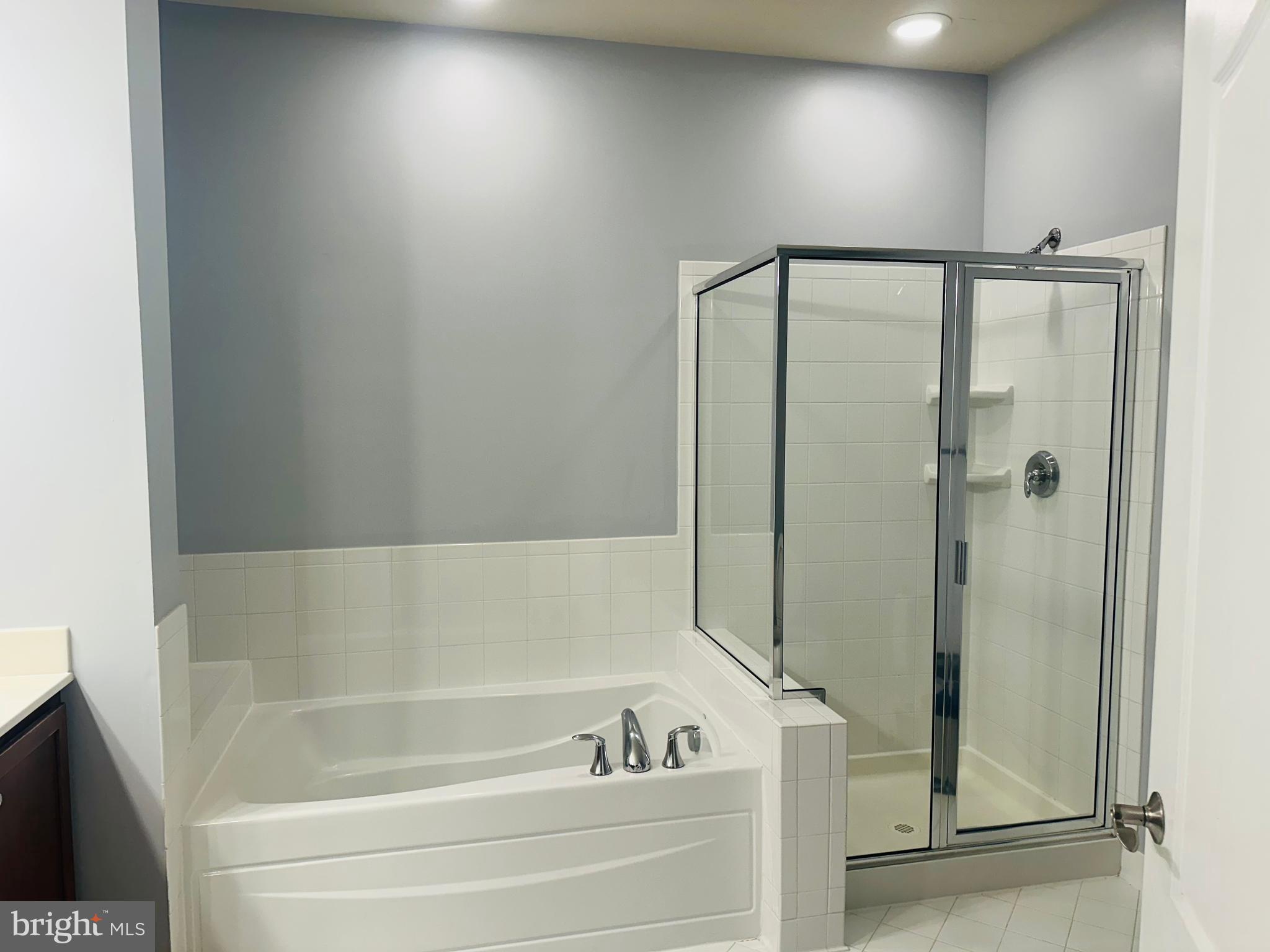 MAPLE LAWN - Residential Lease