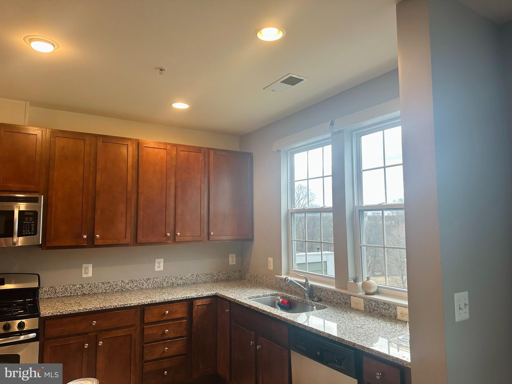 MAPLE LAWN - Residential Lease