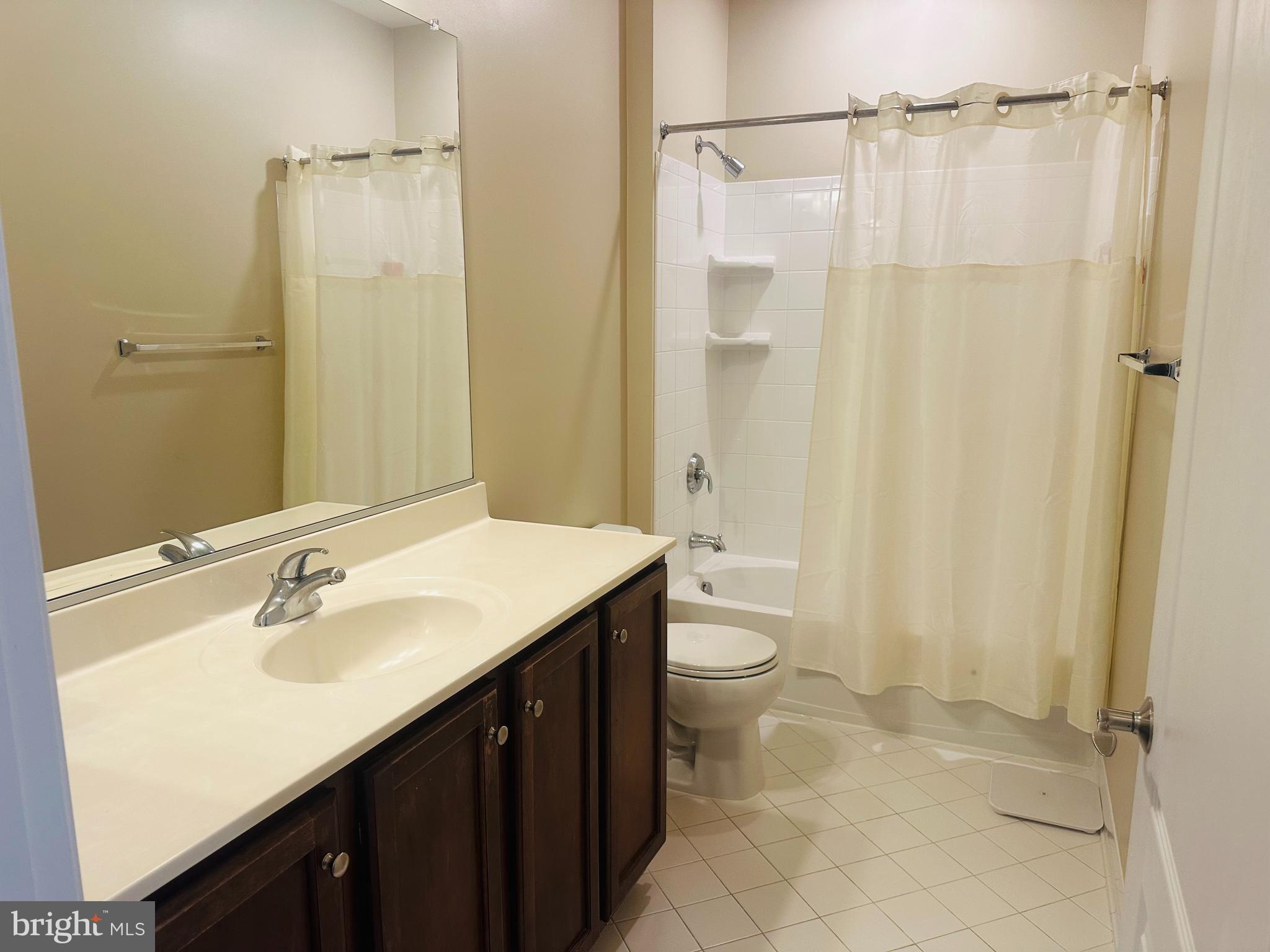 MAPLE LAWN - Residential Lease