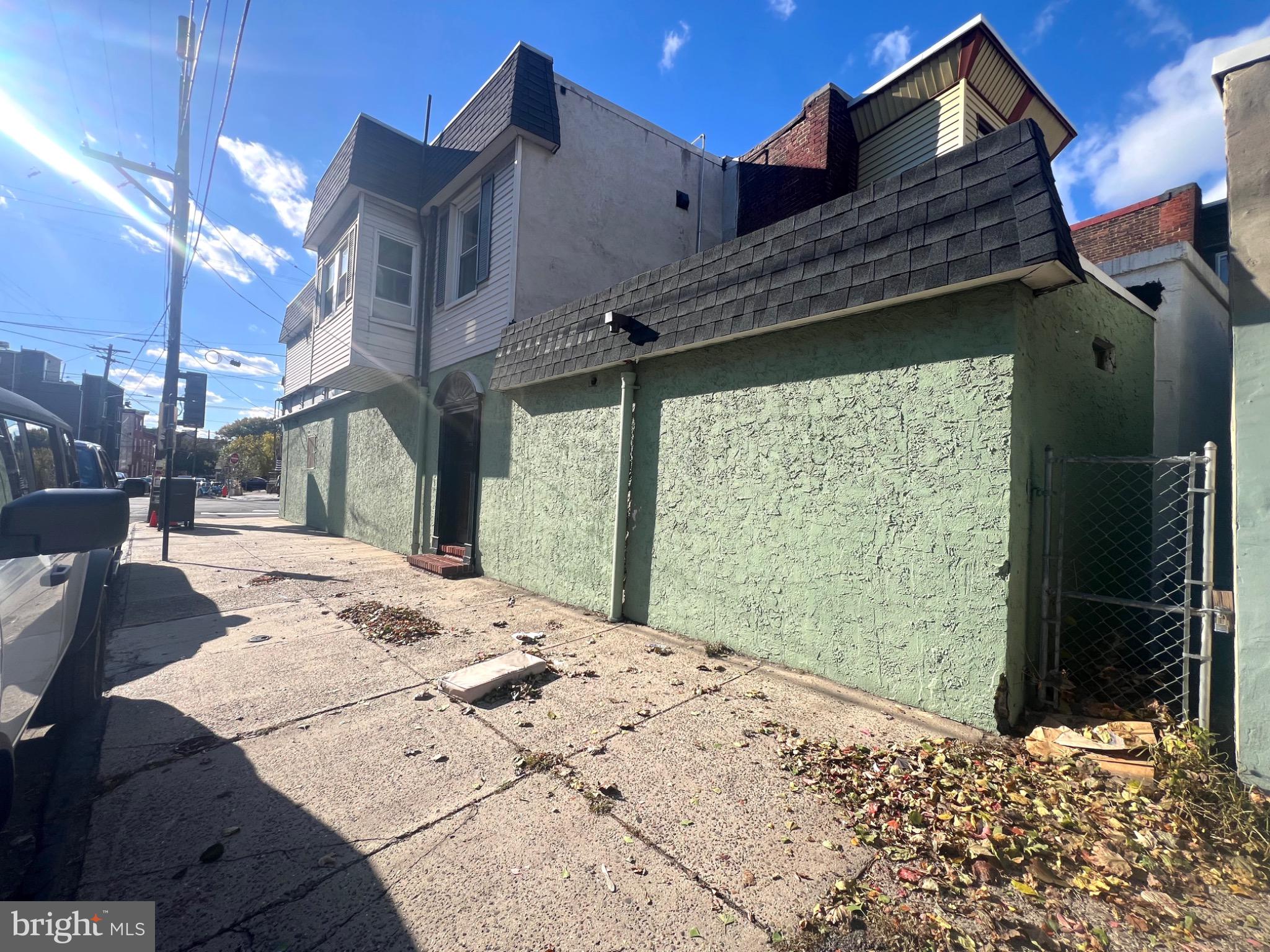 2361 E SUSQUEHANNA AVENUE