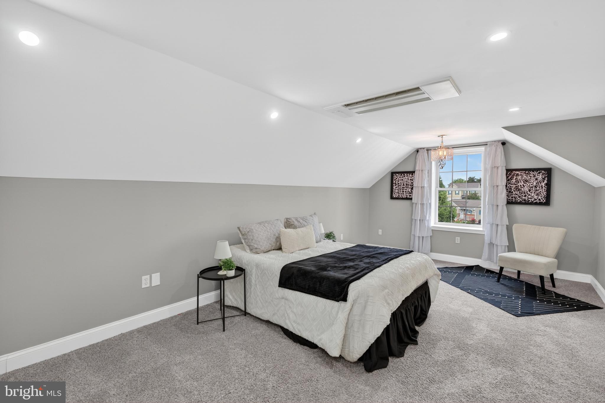 ARUNDEL HILLS - Residential