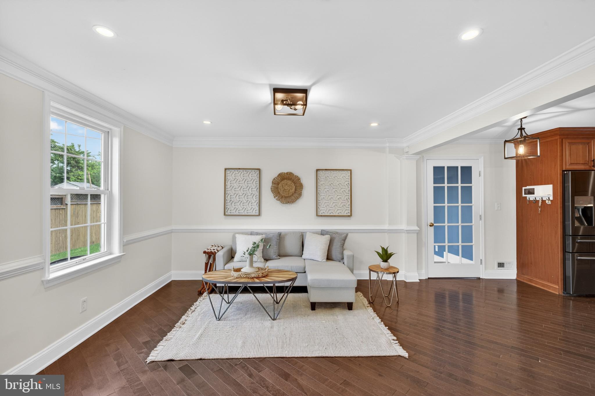 ARUNDEL HILLS - Residential