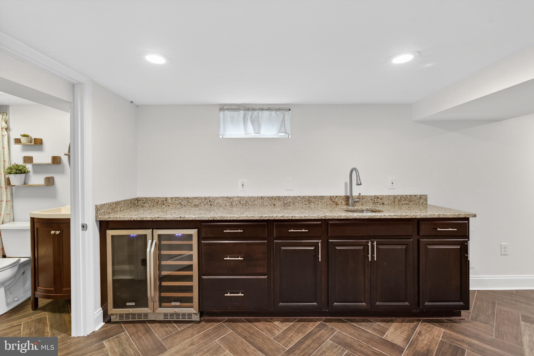 ARUNDEL HILLS - Residential