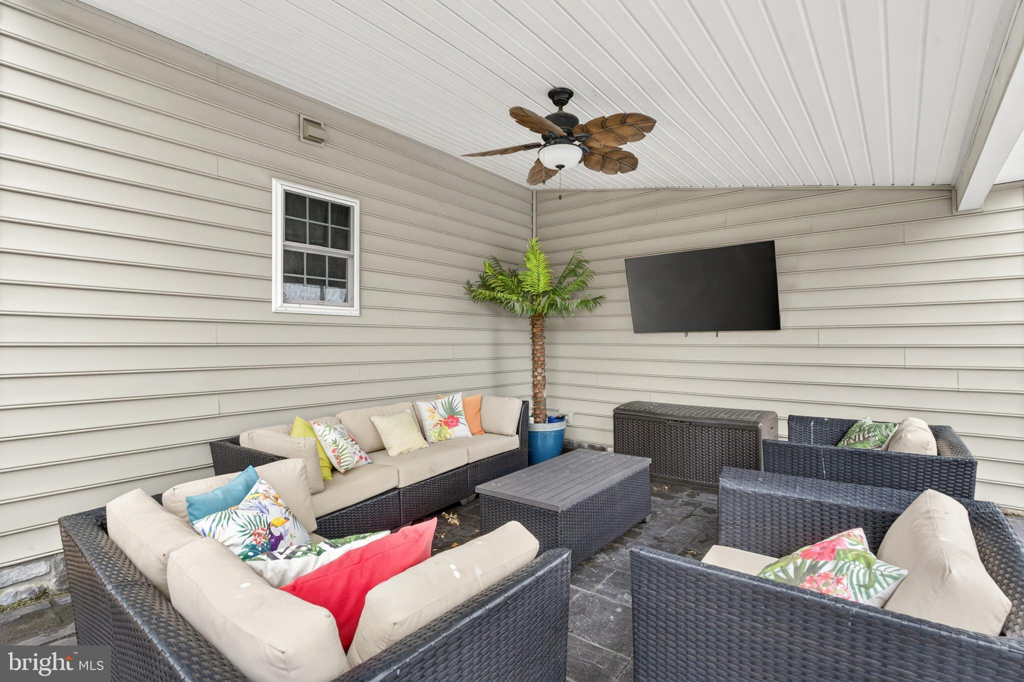 ARUNDEL HILLS - Residential