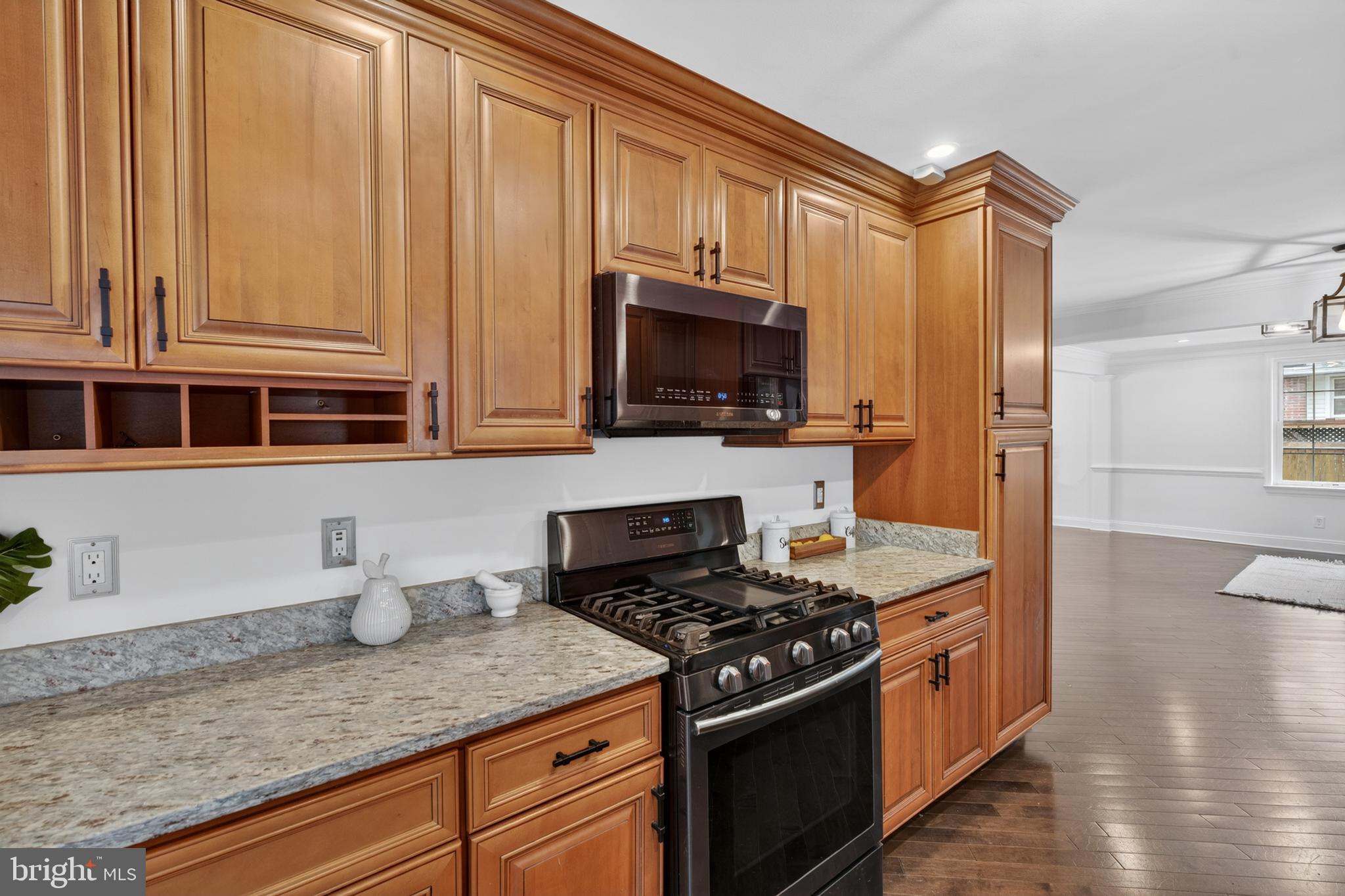 ARUNDEL HILLS - Residential