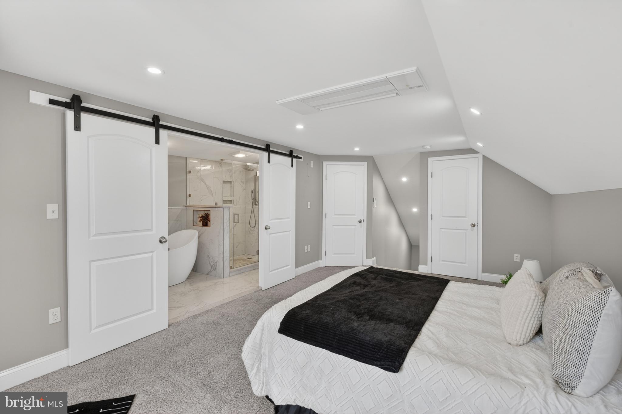 ARUNDEL HILLS - Residential