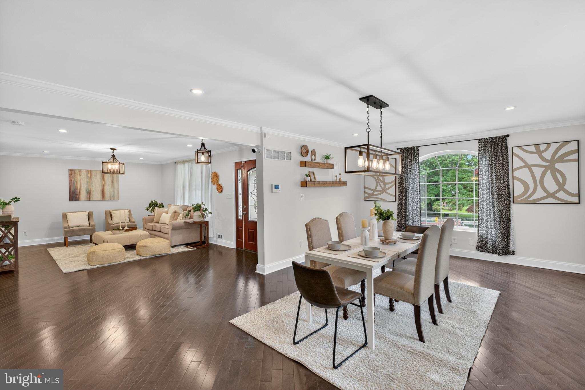 ARUNDEL HILLS - Residential