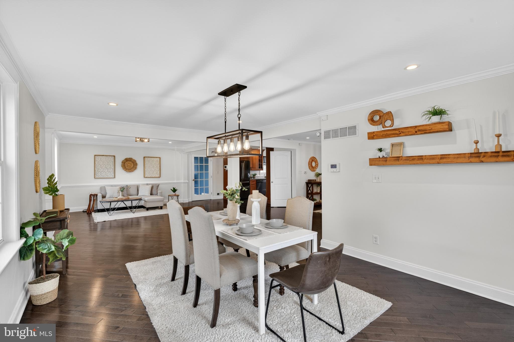 ARUNDEL HILLS - Residential