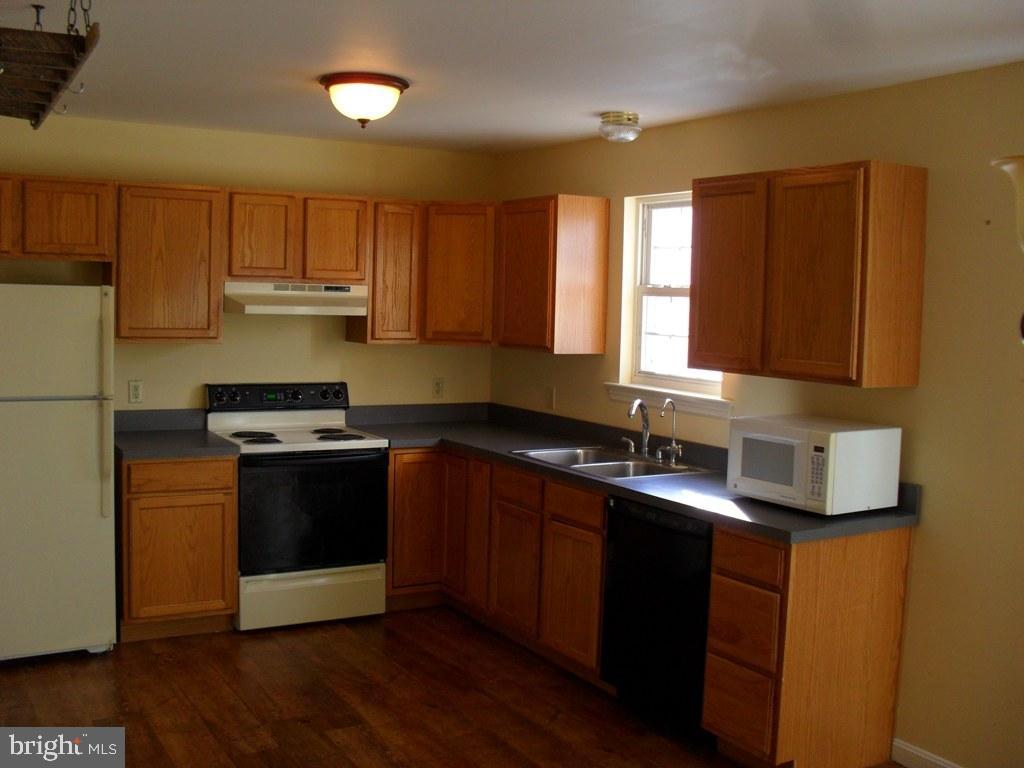 HIGHLAND HEIGHTS - Residential