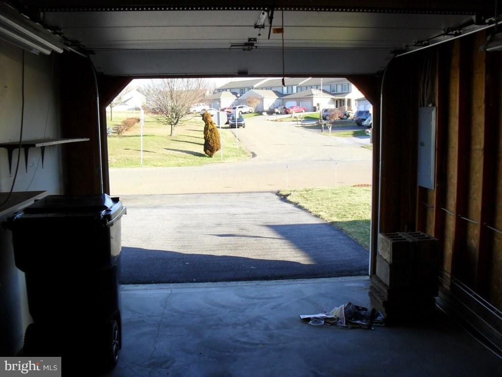 HIGHLAND HEIGHTS - Residential