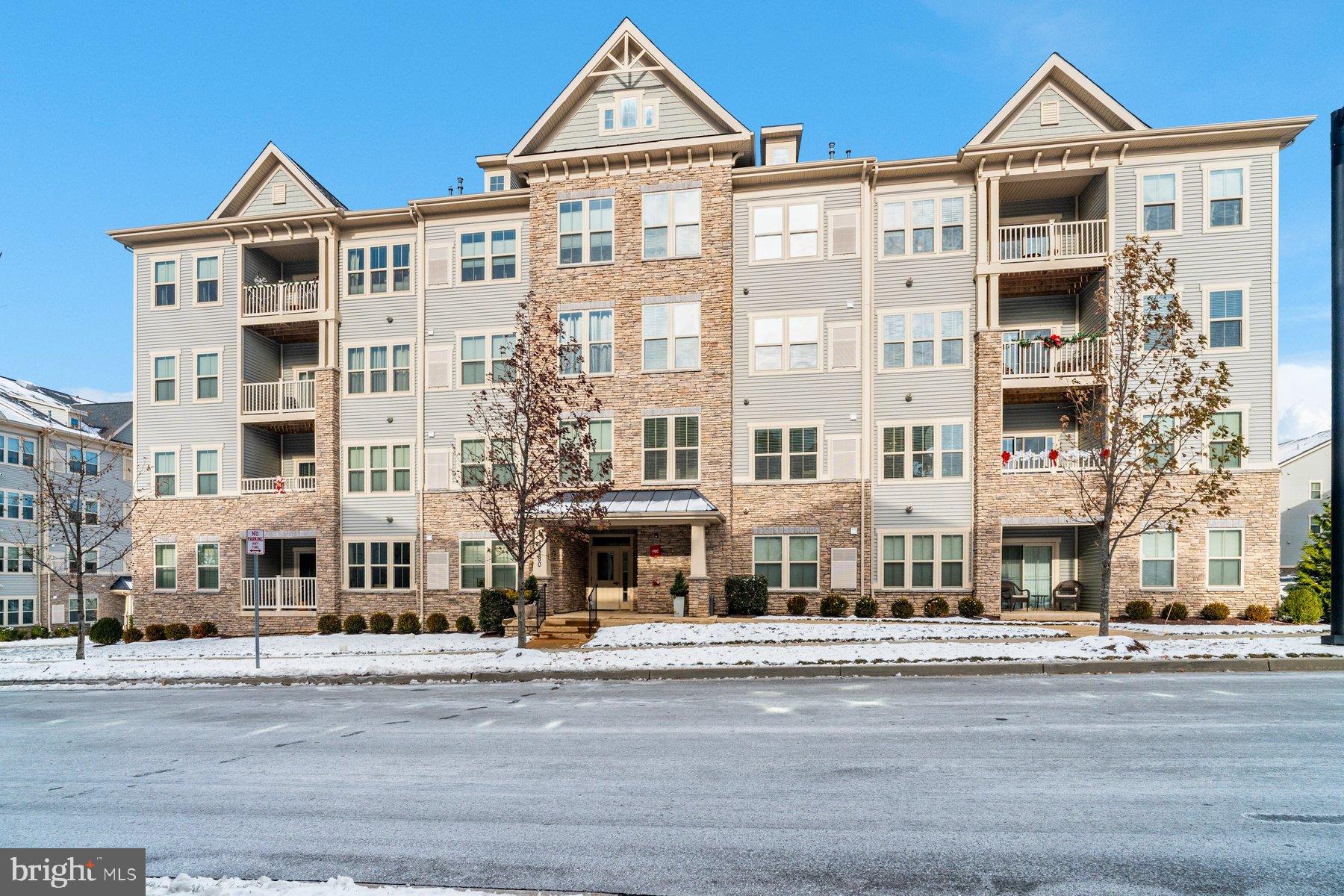 LINGANORE GARDEN CONDOMINIUMS - Residential